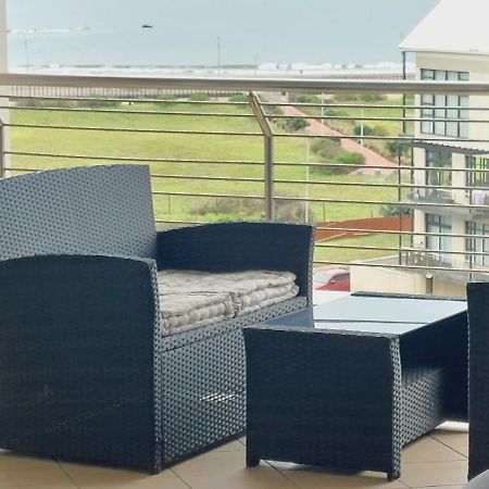 Luxurious Beach Apartment - The Sails Durban Kültér fotó