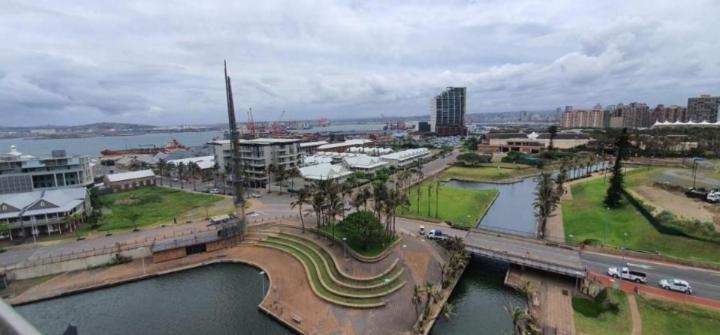 Luxurious Beach Apartment - The Sails Durban Kültér fotó